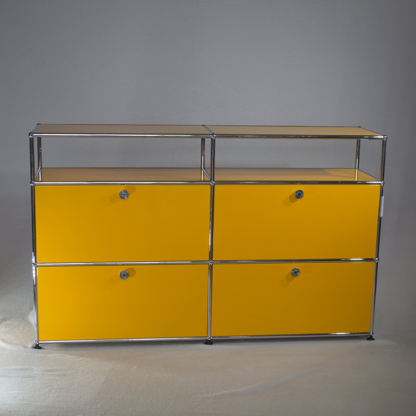 USM Haller Sideboard + Aufsatz RAL 1037 - "gebraucht"