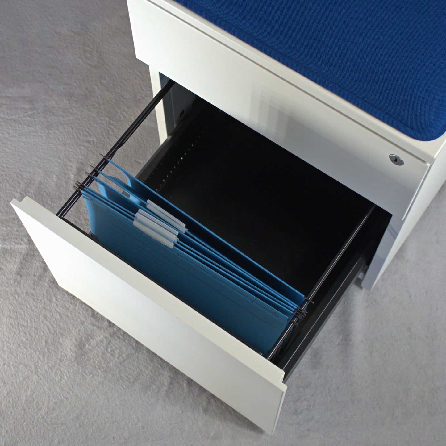 Steelcase Rollcontainer mit Sitzpolster - gebraucht (Copy)